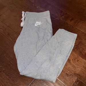 Nike Joggers